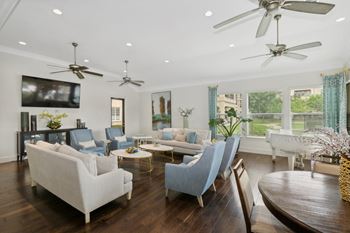 social lounge at Retreat at Wylie 55+ senior apartments